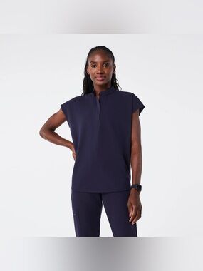 FIGS Rafaela Oversized Scrub Top - Size XS